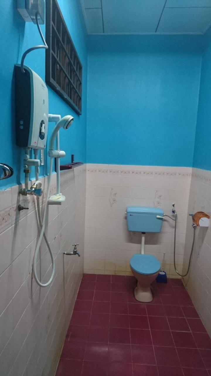 Roomstay Srizahrani * Muar