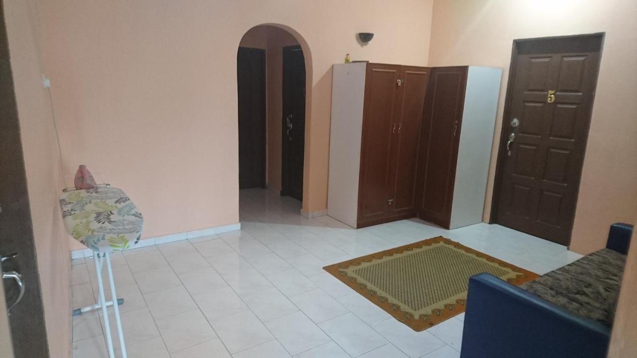 Roomstay Srizahrani Muar