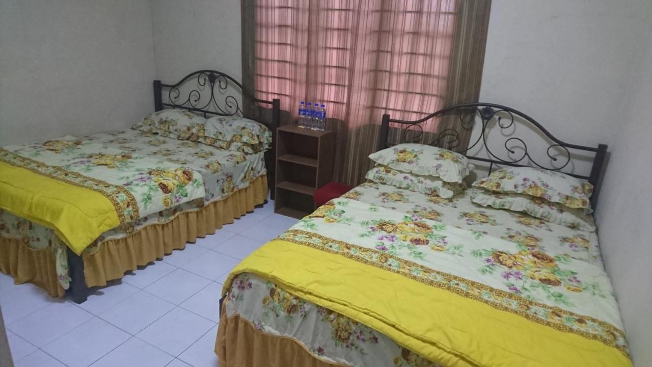 Roomstay Srizahrani * Muar
