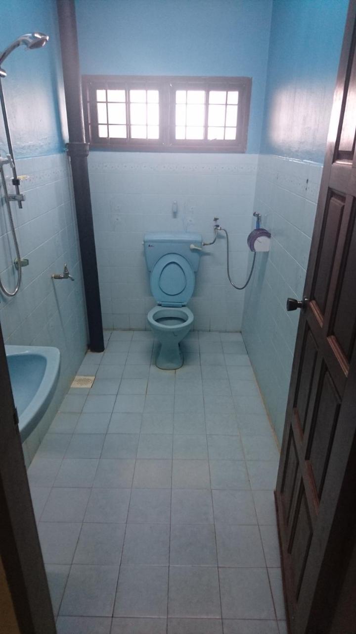 Roomstay Srizahrani *