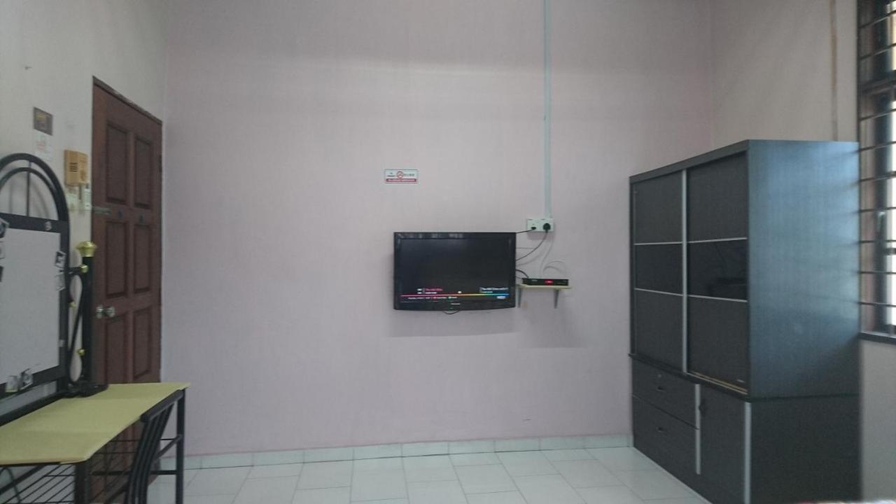 Roomstay Srizahrani Homestay
